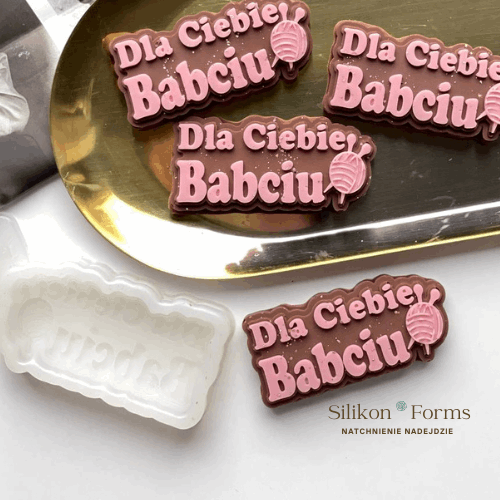 Napis "Dla Ciebie Babciu"